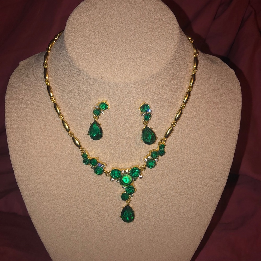 Jewelry set.   Valentine’s Day